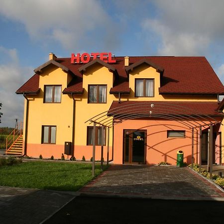 Hotel Kuznia Oberza Polska Łysomice Buitenkant foto