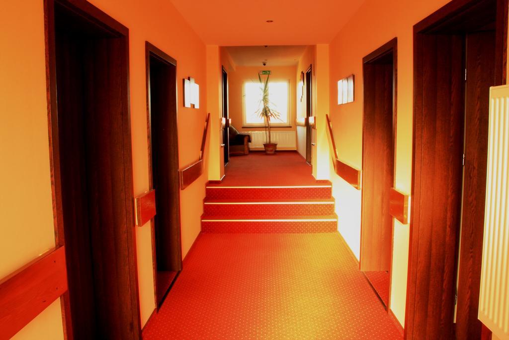 Hotel Kuznia Oberza Polska Łysomice Buitenkant foto