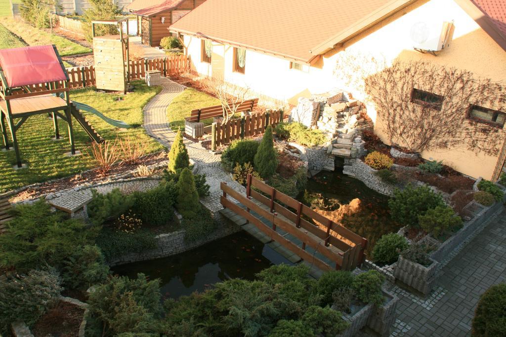 Hotel Kuznia Oberza Polska Łysomice Buitenkant foto